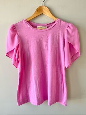 Michael Kors Pink Short Puff/Flutter-Sleeve Top Size Medium - Flirty Fairy